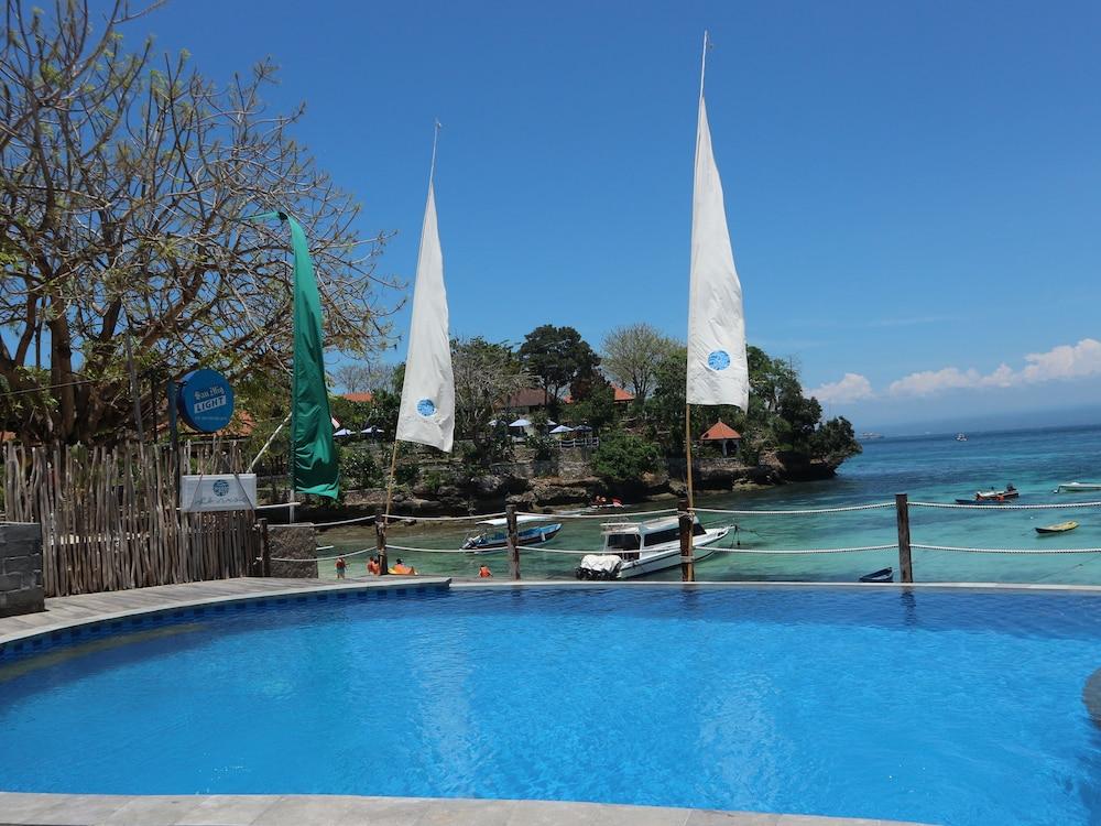 Le Nusa Beach Club Нуса-Лембонган Екстер'єр фото